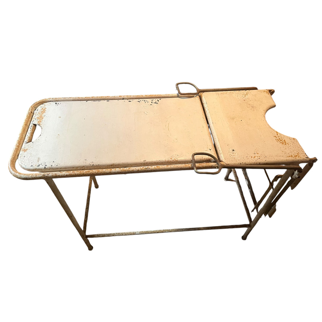 Gynecological table of the 1940s