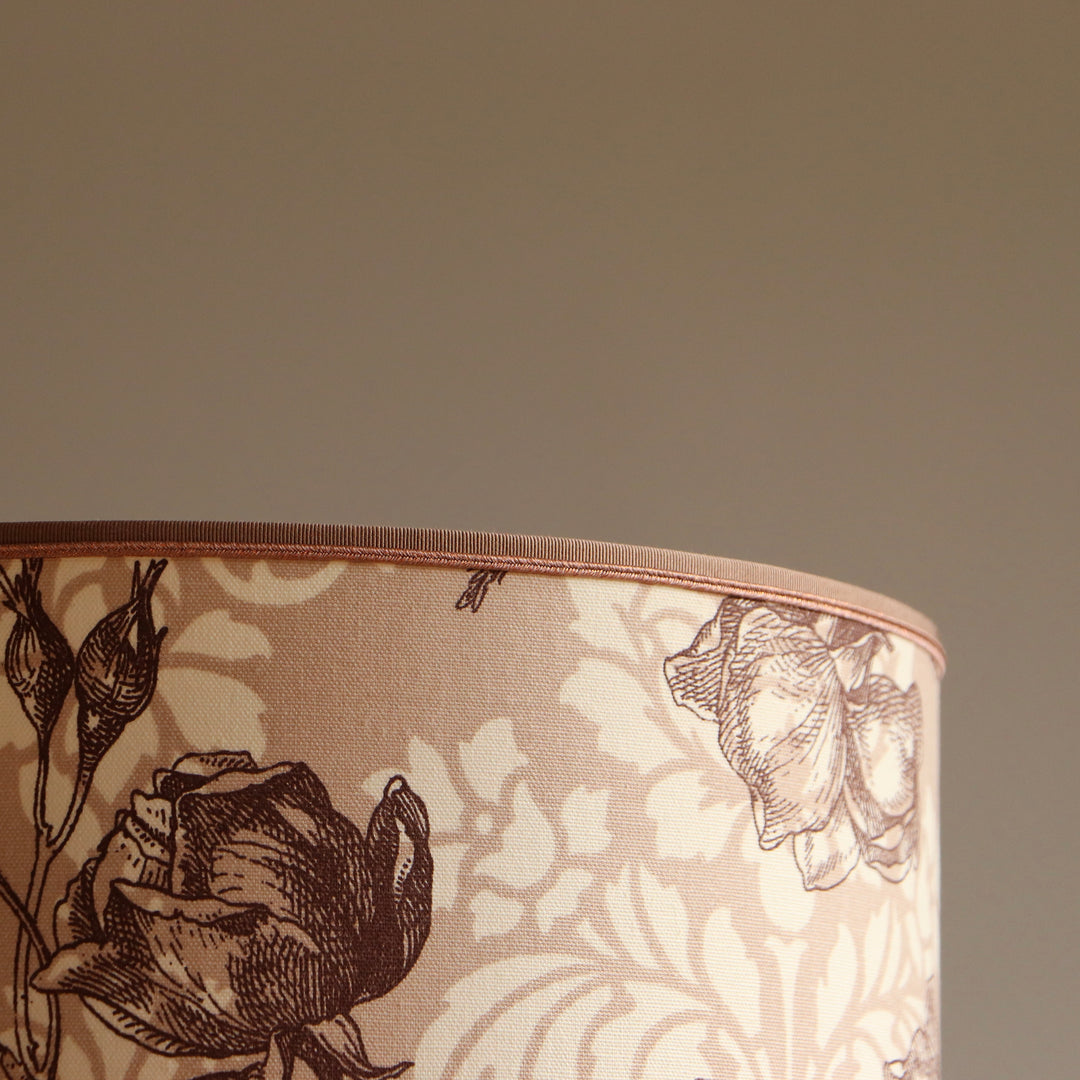 Abat-jour ROSE SHABBY CHIC contrecollé en tissu, ref R3