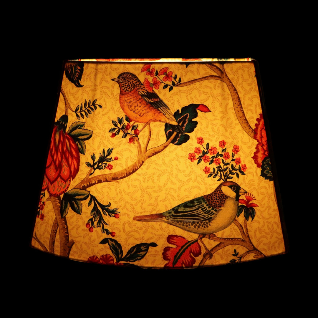 Abat-jour ovale à pans coupés BIRDS, modèle large, tissu d'éditeur, contrecollé, fait main