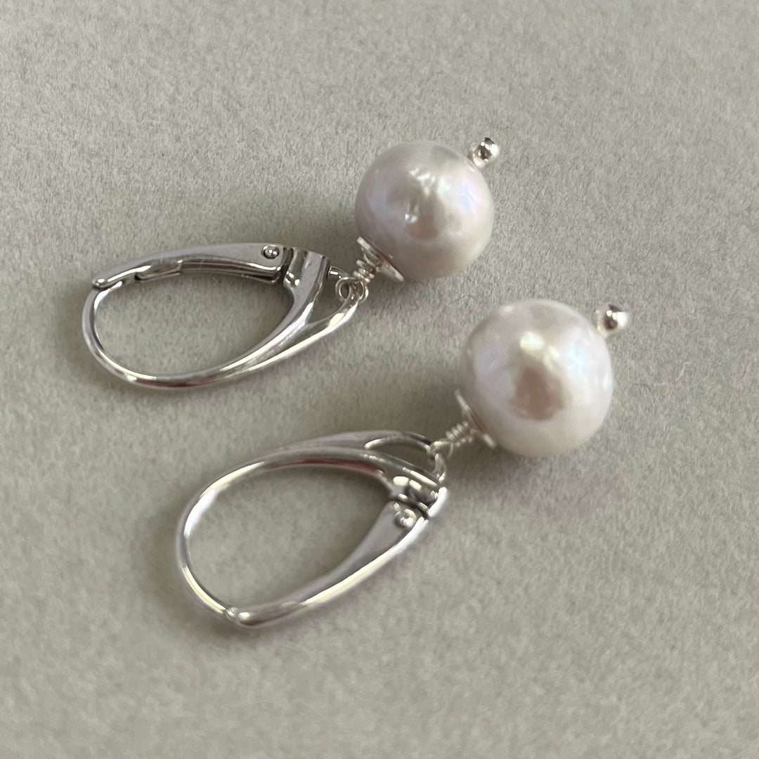 Boucles d'oreilles avec perles baroques blanches, en argent