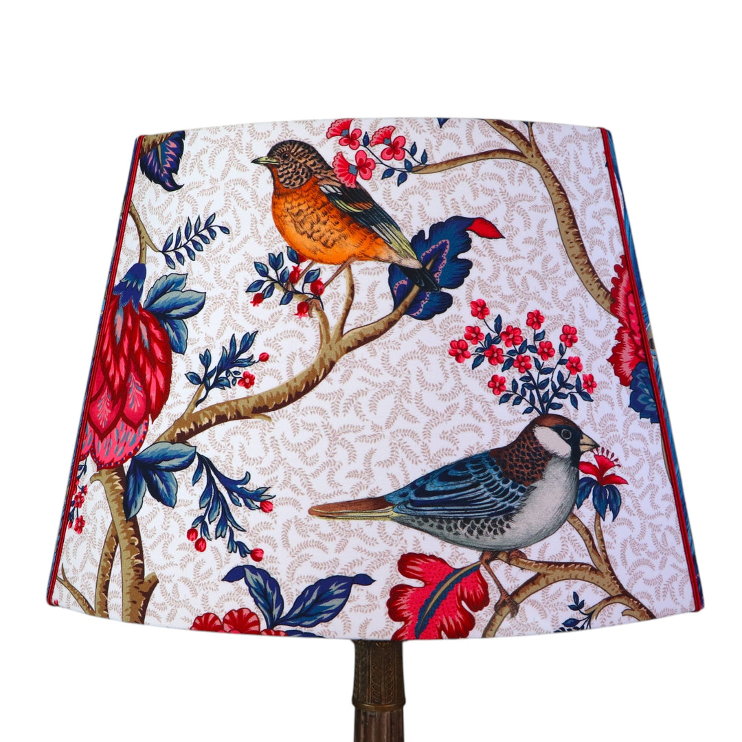 Abat-jour ovale à pans coupés BIRDS, modèle large, tissu d'éditeur, contrecollé, fait main