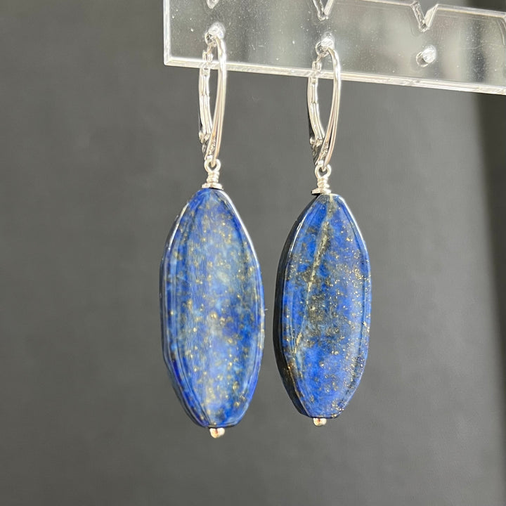 Boucles d’oreilles avec lapis lazuli, en argent