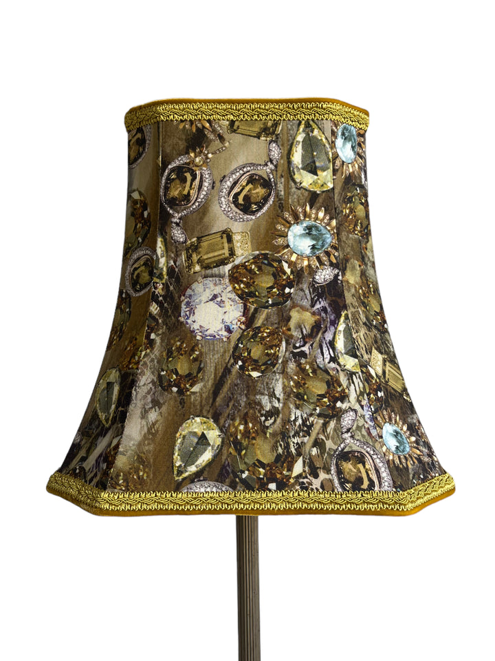 Abat-jour couture ‘BIJOUX’ en soie vert et jaune, avec doublure