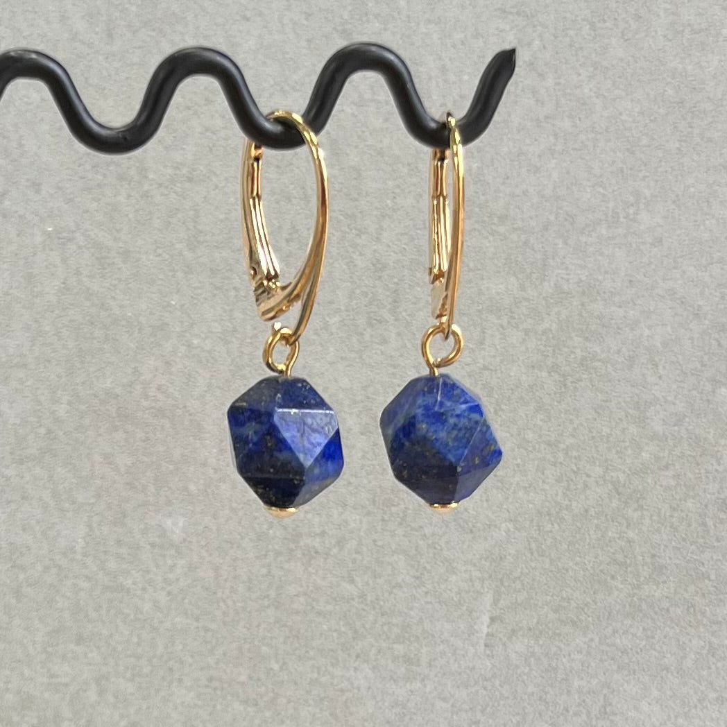 Boucles d’oreilles avec lapis lazuli, en argent