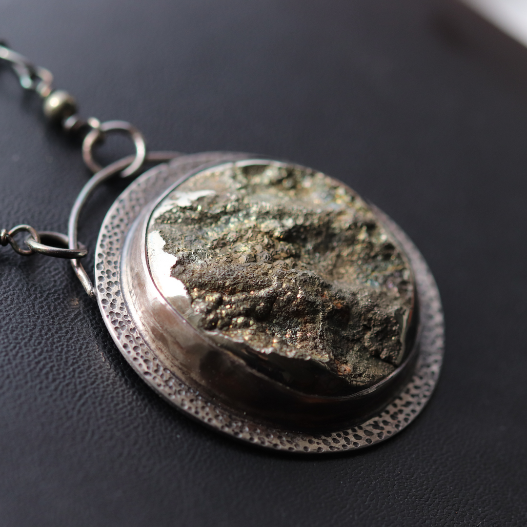 Pendentif ammonite pyritisée – Argent 925 avec chaîne