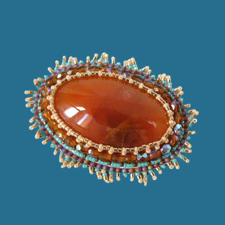 Bestickte Spindel, Simbirsite, Karamell