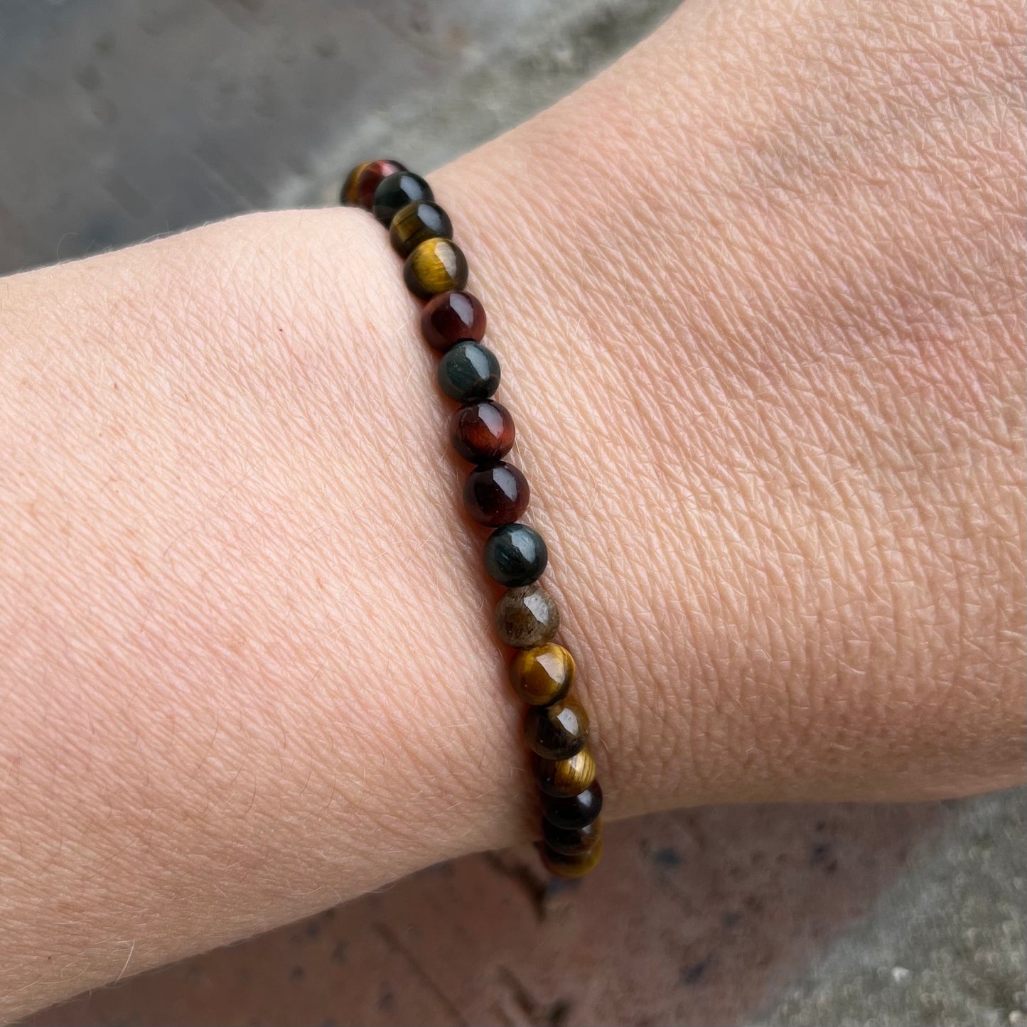 Bracelet OEIL DE TIGRE FAUCON TAUREAU pierres boule 4 mm, taille enfant