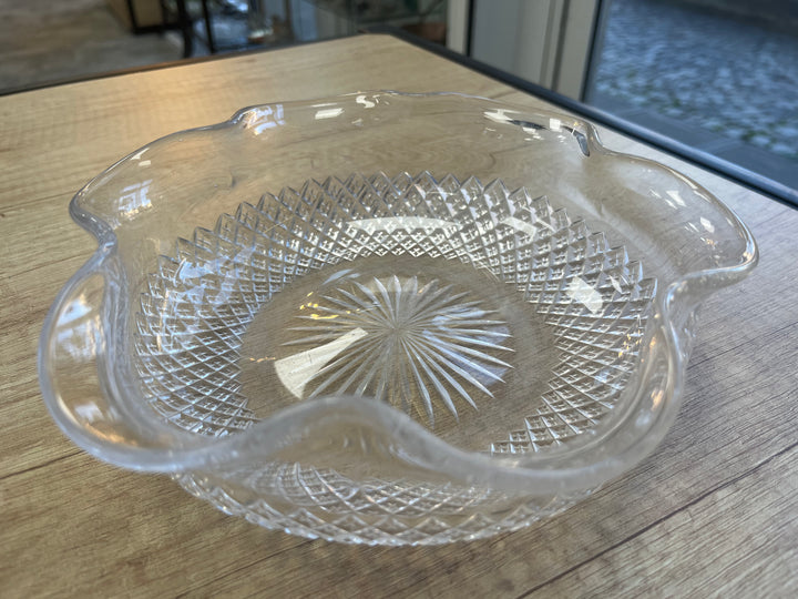 Ancient bowl in Cristal Baccarat? Val St Lambert?
