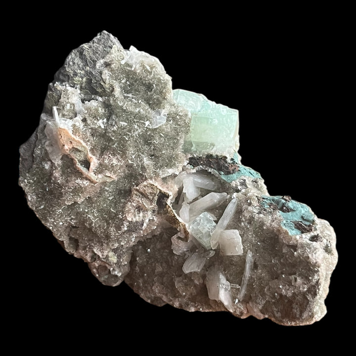 Зеленый апофиллит Stilbit Blanche и Microheumbite Maharashtra India DW167