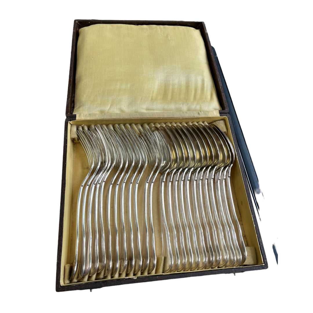Housewife 12 Boulenger Covers Model FIGNE FILE 84G Silver metal
