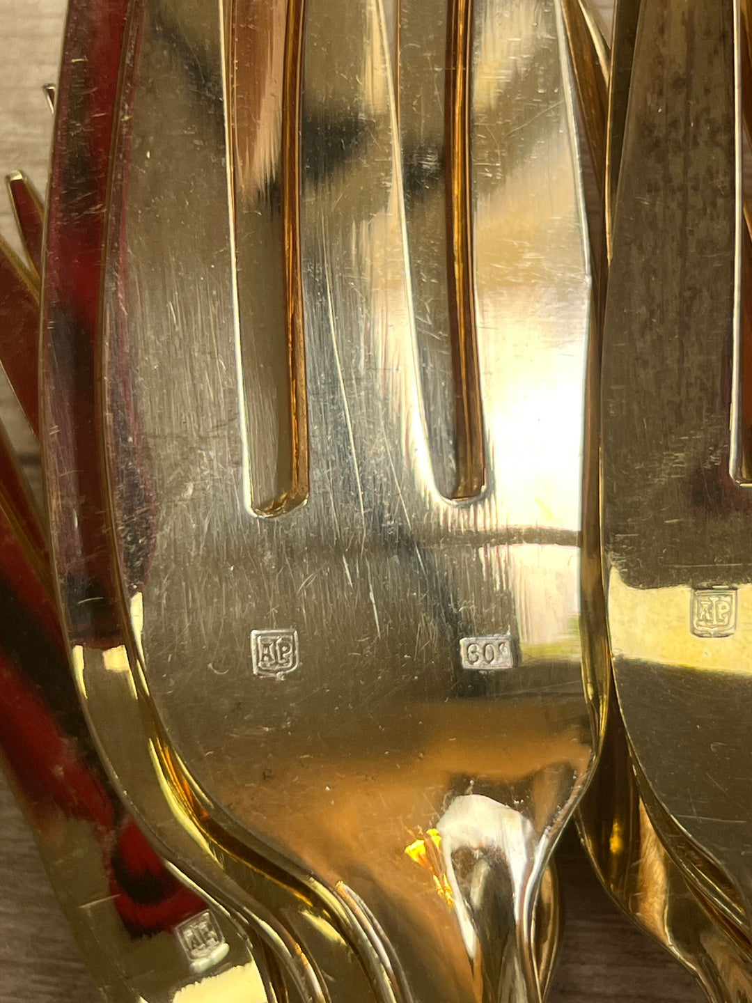 Service 12 Fischbeschichtungen Modell Metall Metall Golden