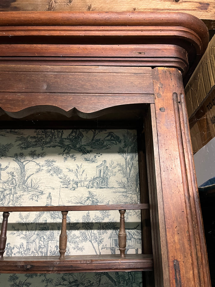 Furniture Keeping Eating 18th century Caittar