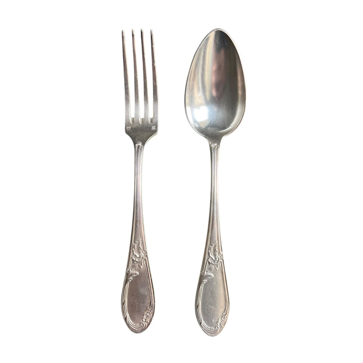 Apollo housewife 12 forks, 12 tablespoons and 24 knobs Silver Silver Model Title Model Rocaille and Steel blade in the Lion XIX