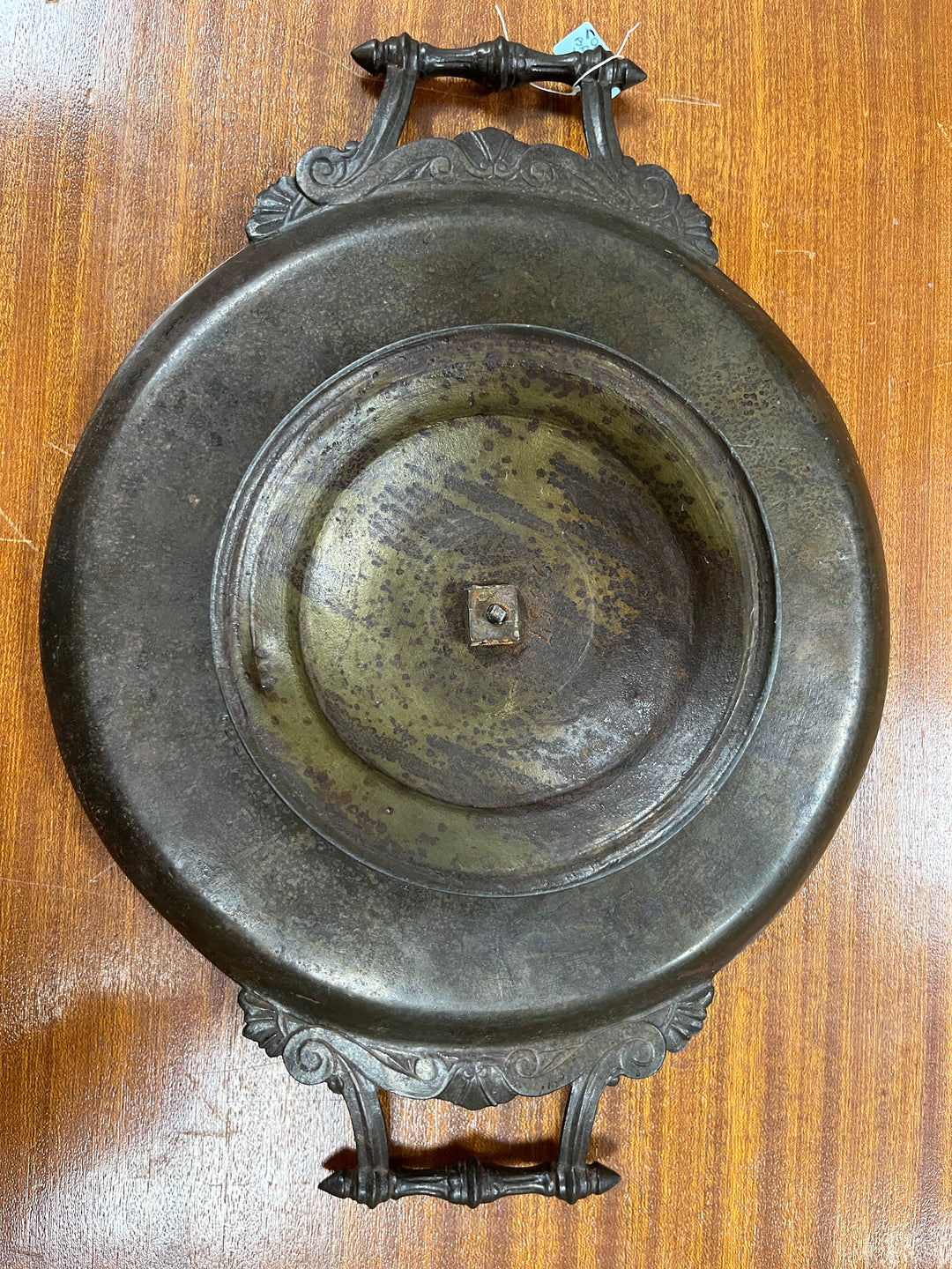 19世纪末的新古典青铜切割