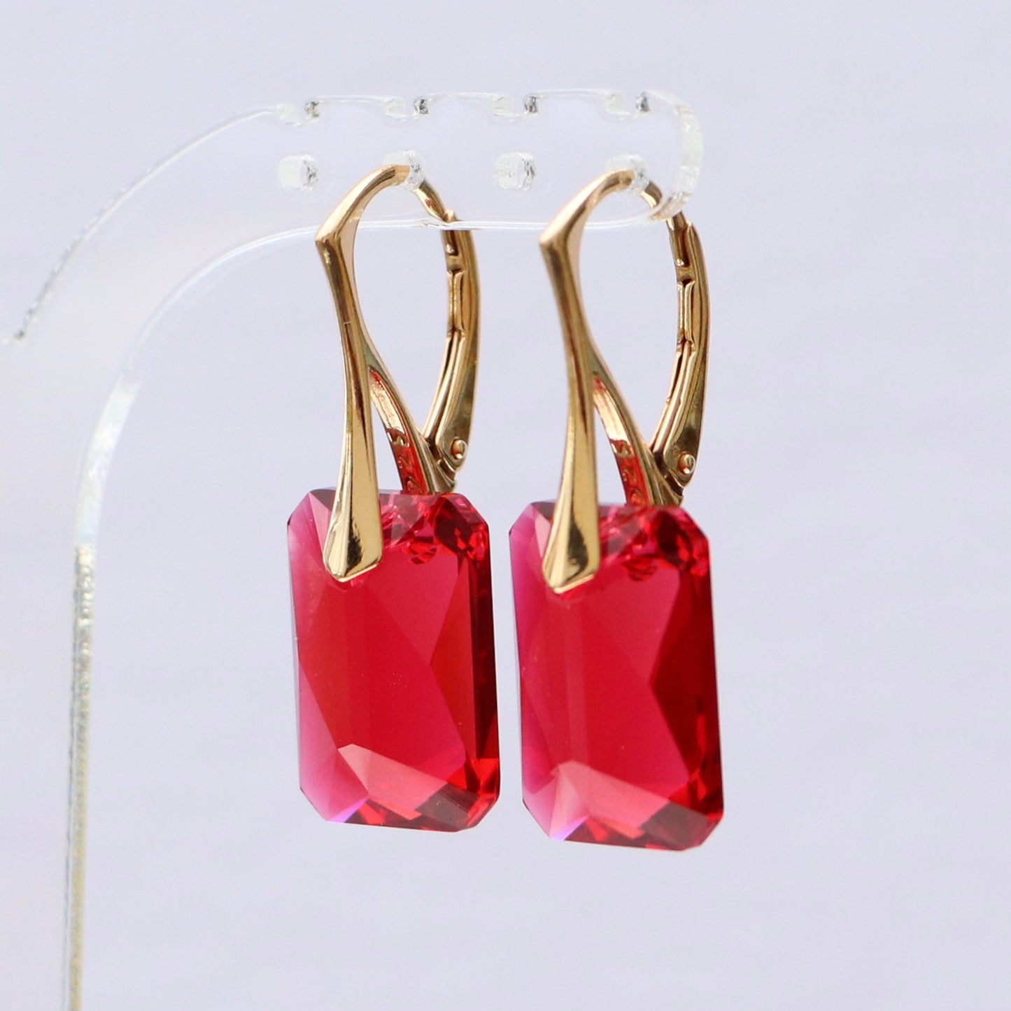 Boucles d'oreilles avec cristaux Swarovski, rouge framboise, argent doré, NOEMIE
