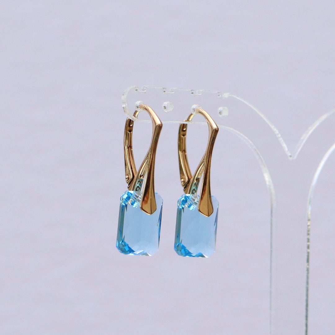 带有施华洛世奇晶体的耳环,海蓝宝石蓝,金银,诺米