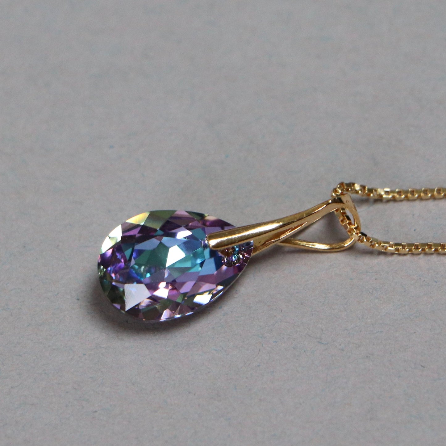 Pendentif avec cristaux Swarovski, argent doré, cristal VL, KATE