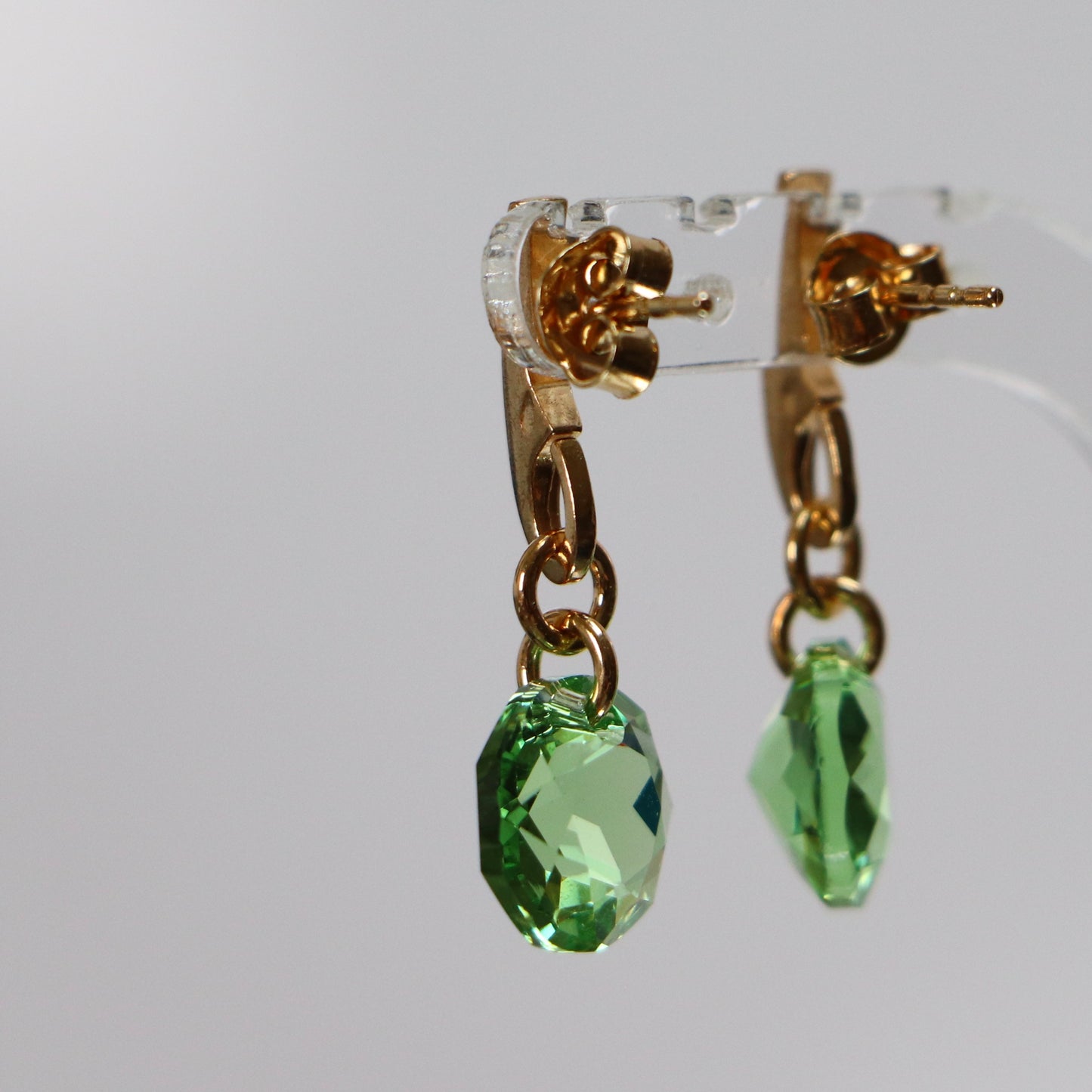 Boucles d'oreilles, cristaux Swarovski, argent doré, vert olive, BONBON