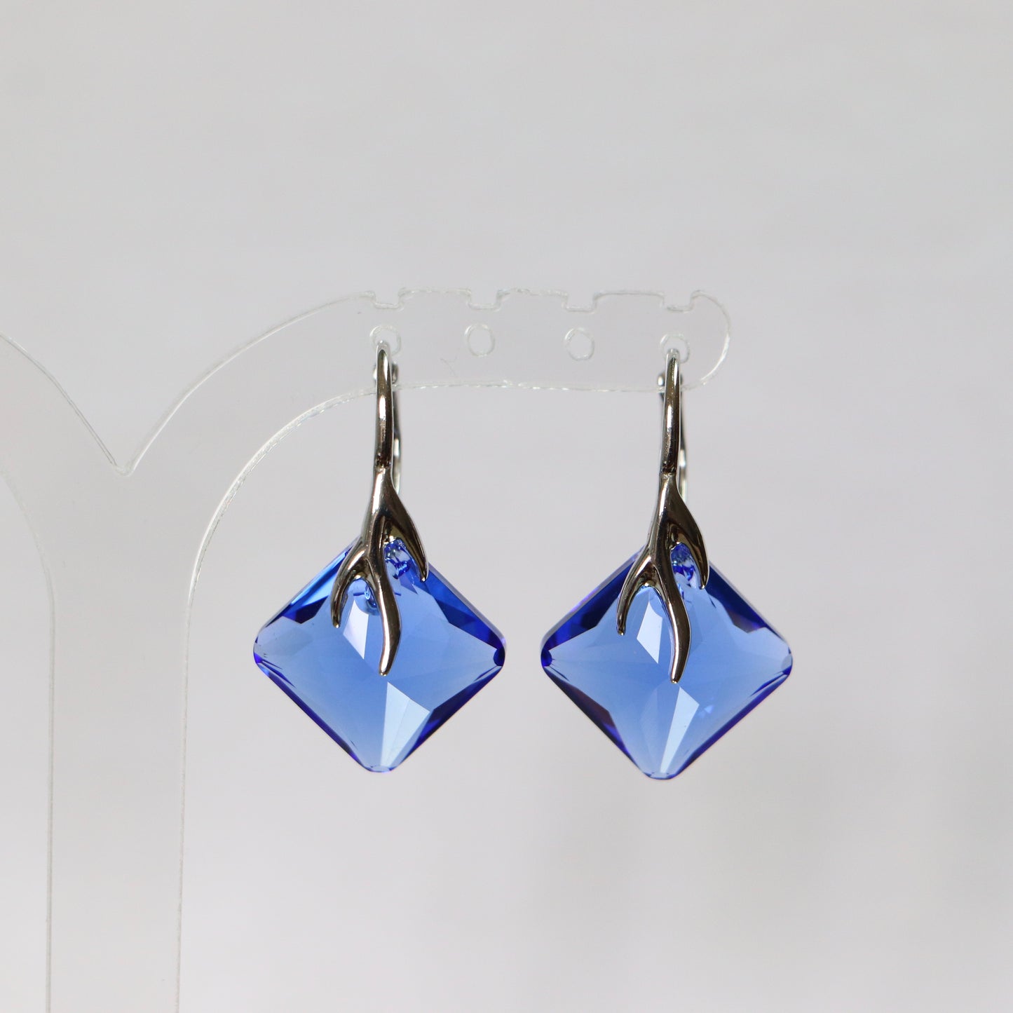 Boucles d'oreilles, cristaux Swarovski, argent rhodié, bleu, AGATHE