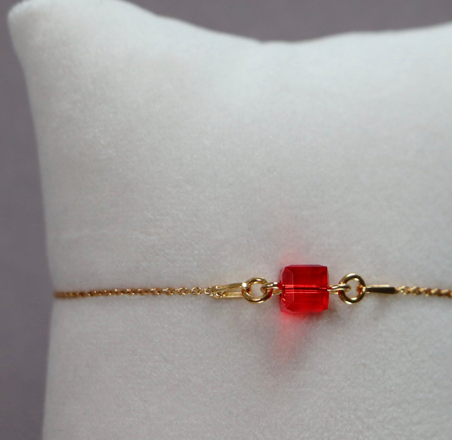 Boucles d'oreilles avec cristaux Swarovski, rouge vive, argent doré, CARRE