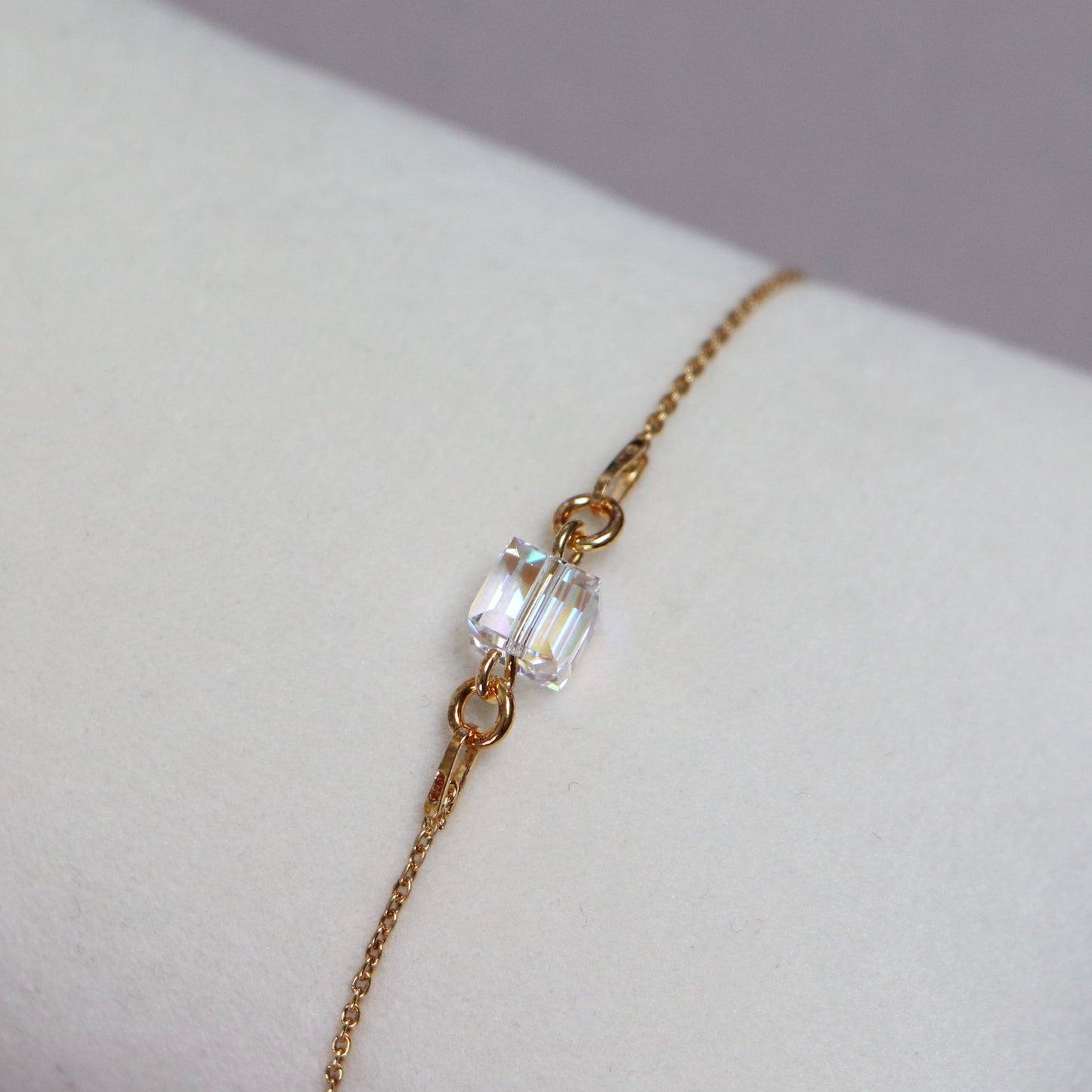 Bracelet avec cristaux Swarovski, cristal AB, argent doré, CARRE