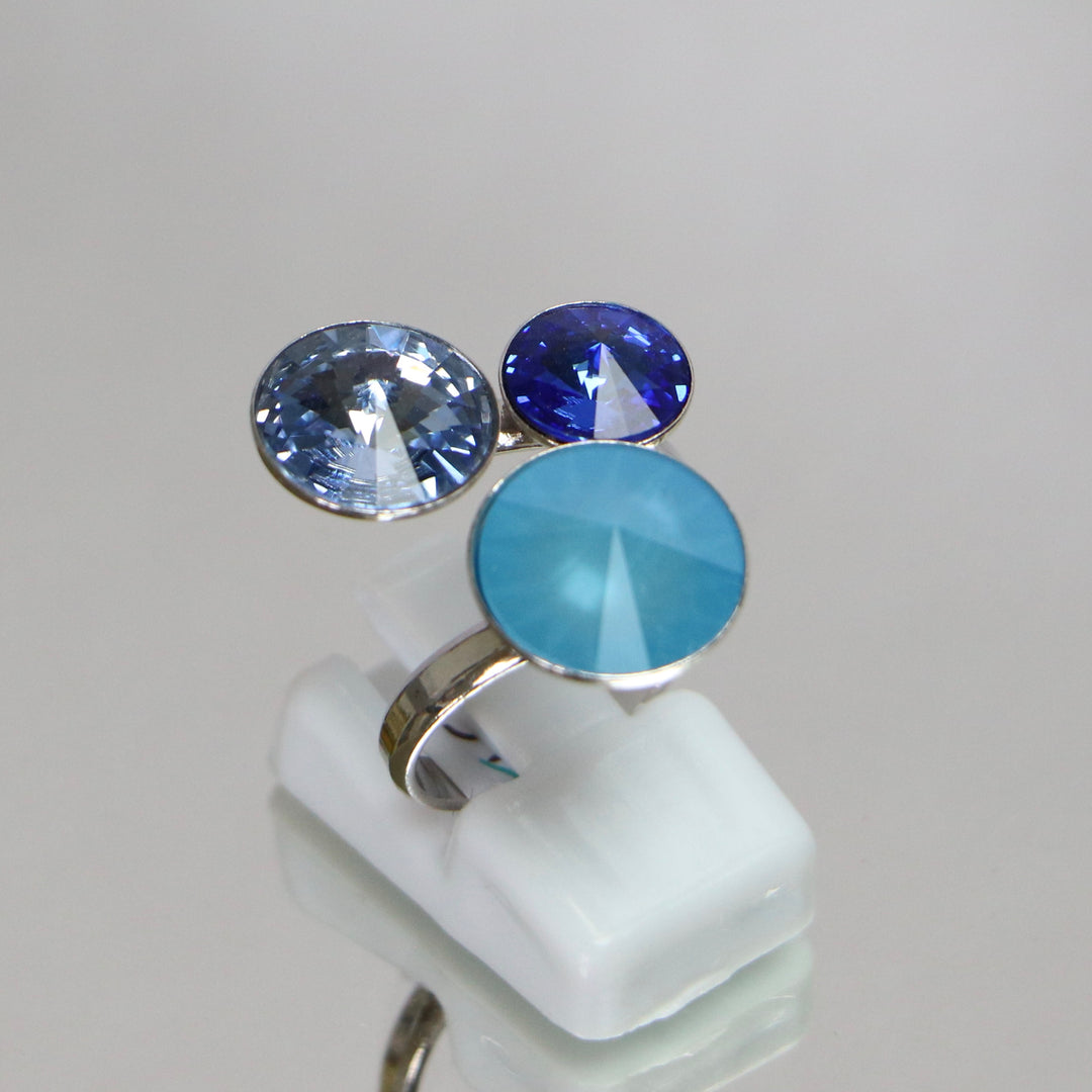 带有施华洛世奇晶体的吊坠,蓝色,罗迪银银,三重奏