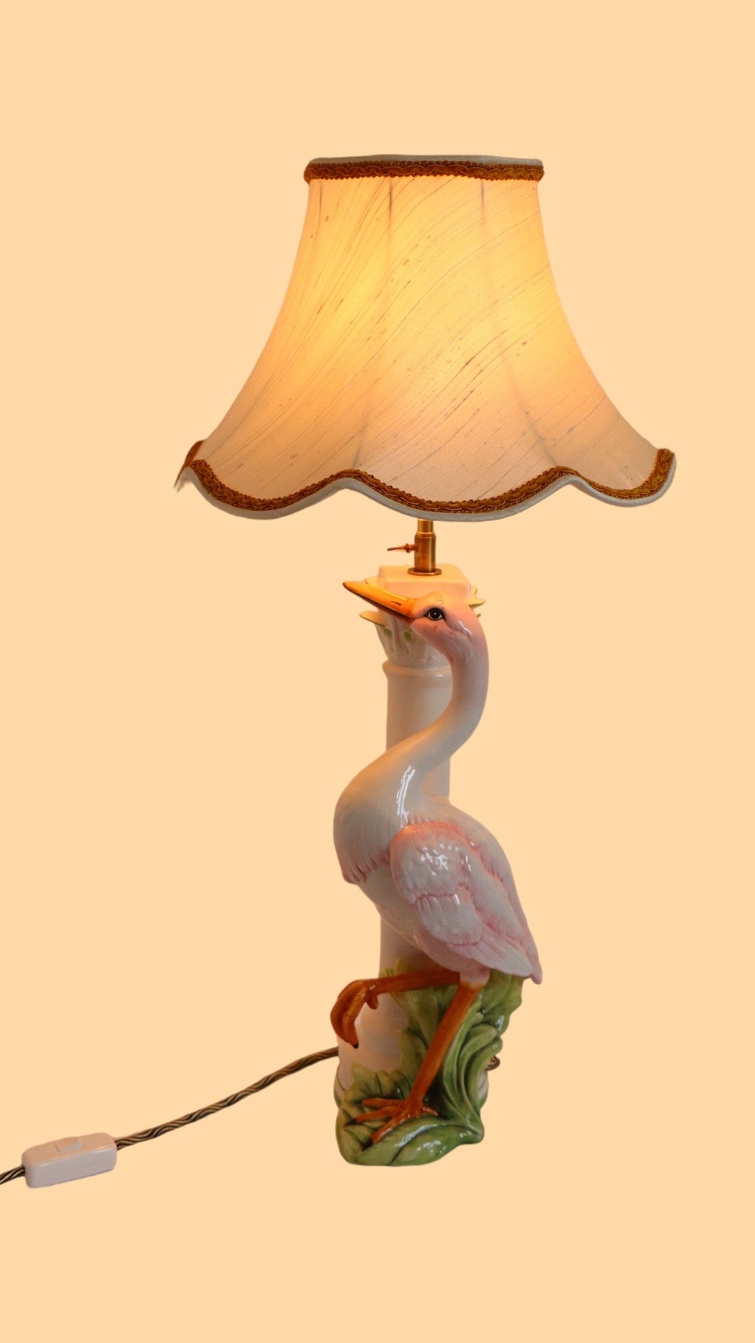 Lampe avec un abat-jour en soie sauvage, BIRD 1