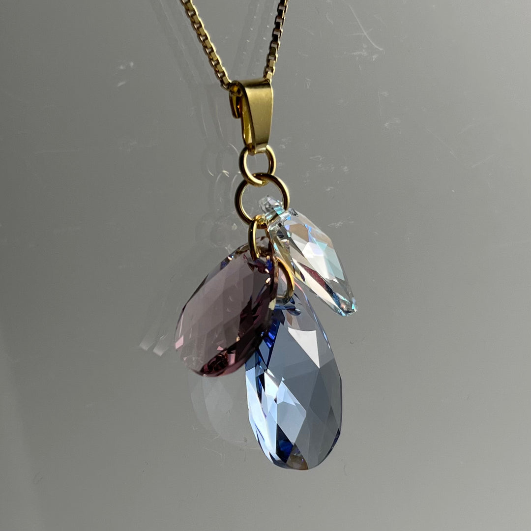 带有施华洛世奇晶体的耳环,金银,浅蓝色/紫色,花朵