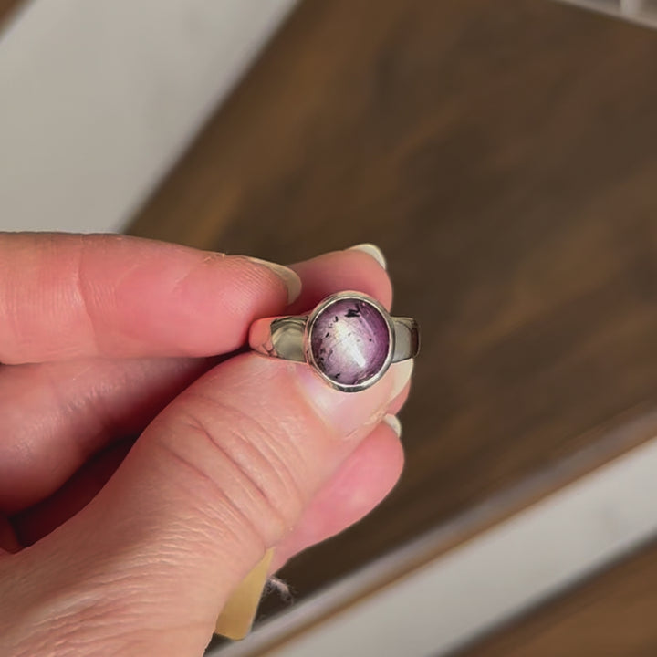 Bague en argent avec rubis étoilé - taille 60  - BS042