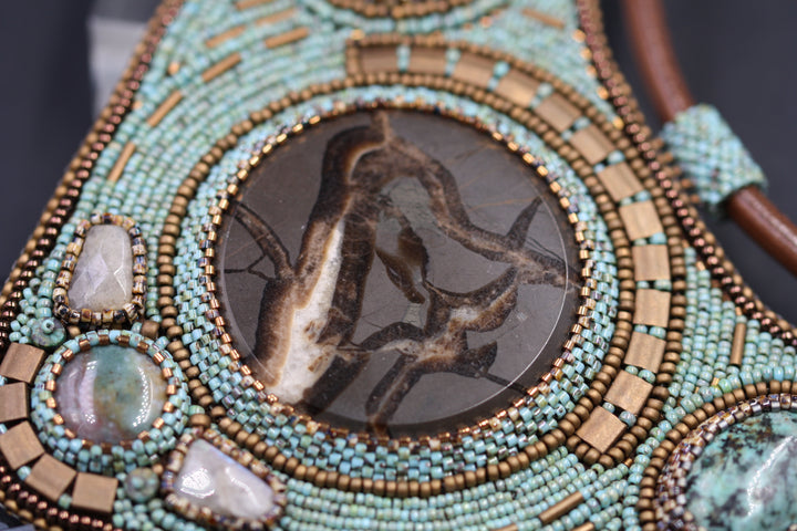 Pleasron embroidered necklace with Septaria