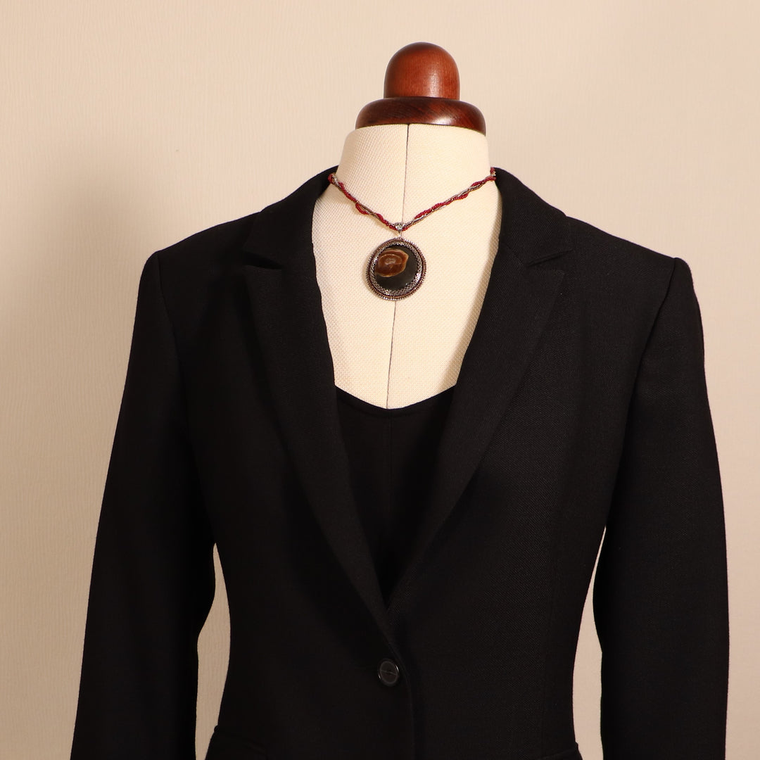 Collier brodé avec ammolite et chaine en argent CLB17