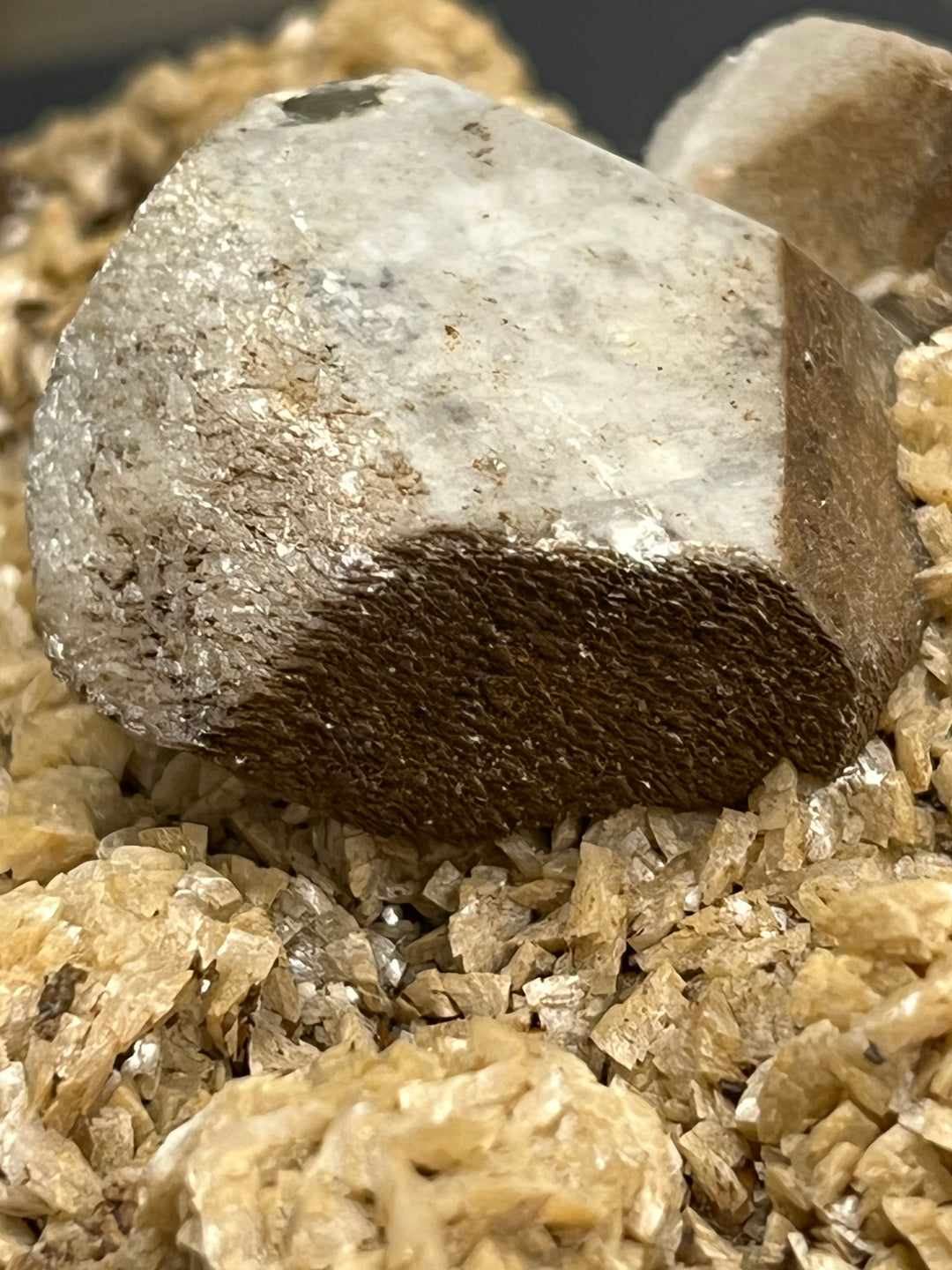 CALCITE sur Dolomite Holzen Arnsberg Allemagne M18W95