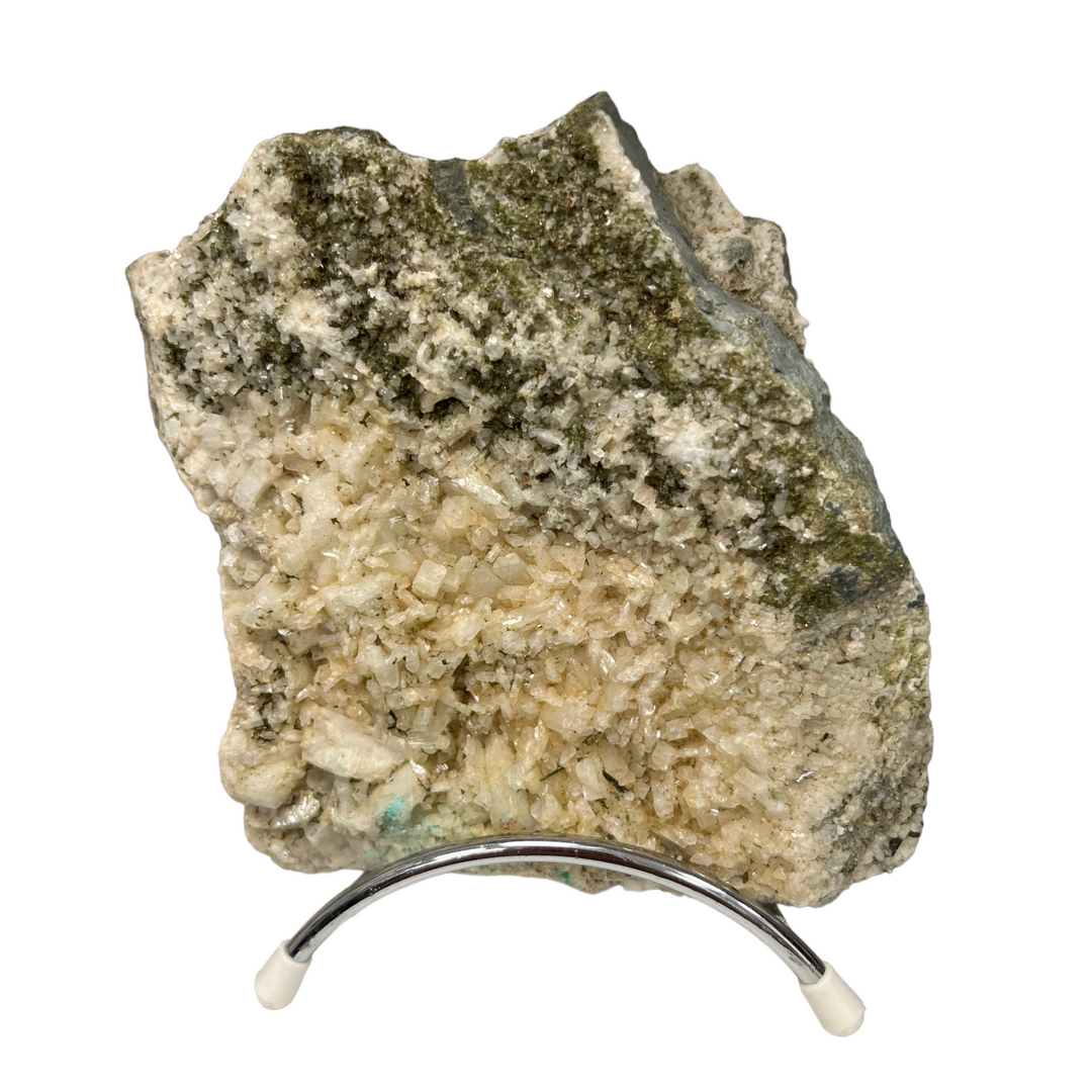 Epidote albite calcite hematite France DR36
