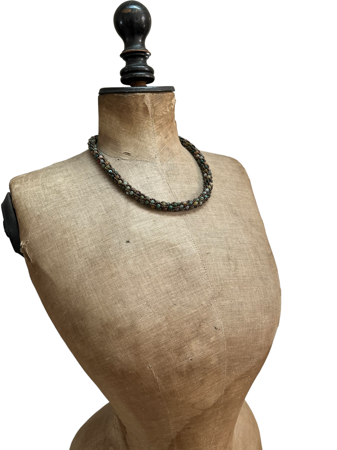 Колье крючком из индийского агата и бисера Миюки, 48 см.