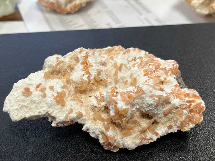 Heulandite Mordenit Maharashtra India DW143