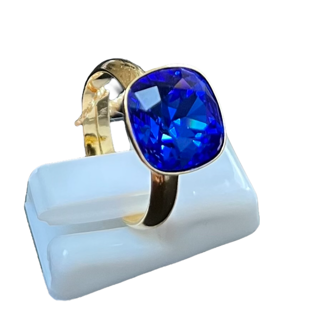 与施华洛世奇水晶,金系列,拆分蓝色,金银的戒指