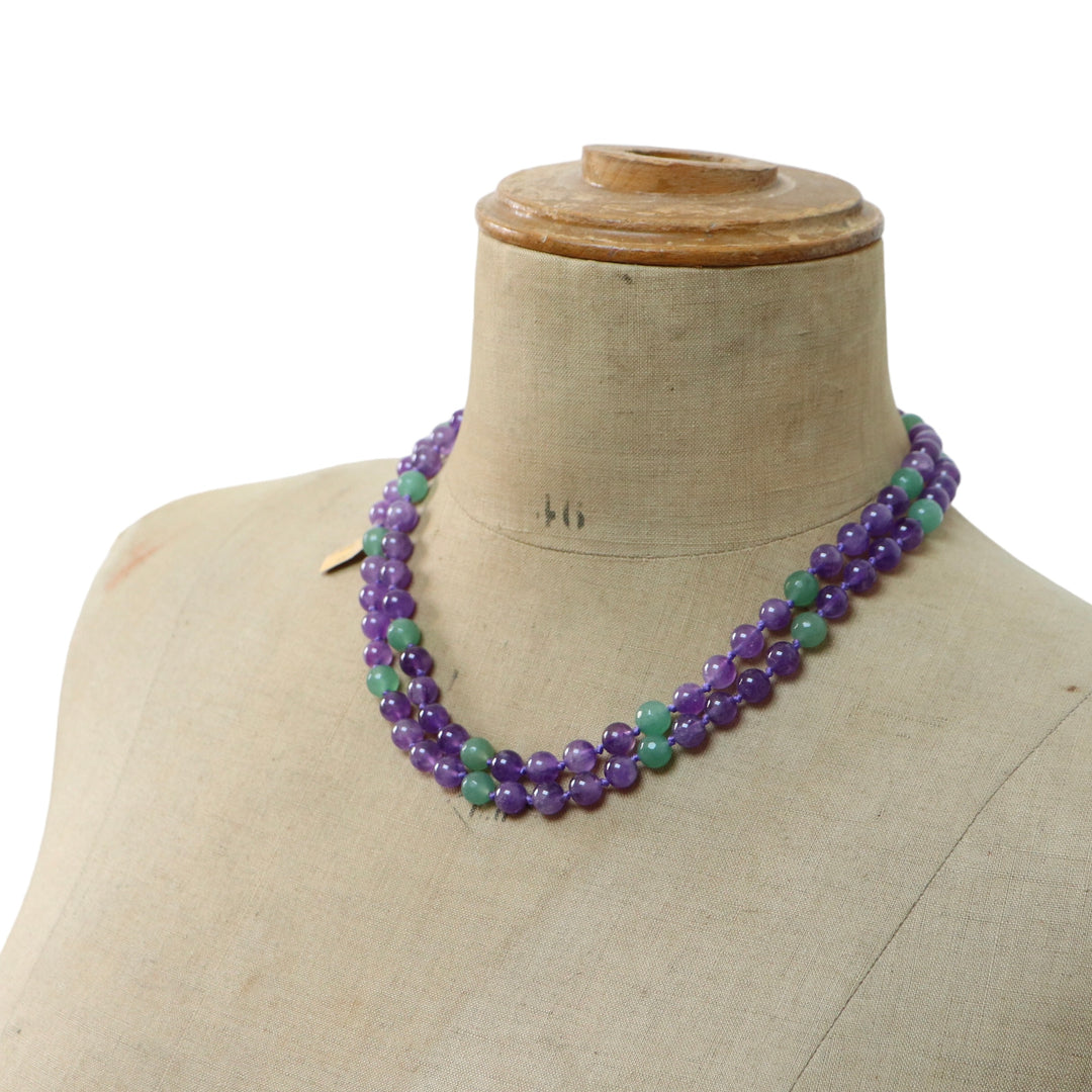 Long necklace with knots in natural stones (amethyst, green aventurine) 99 cm