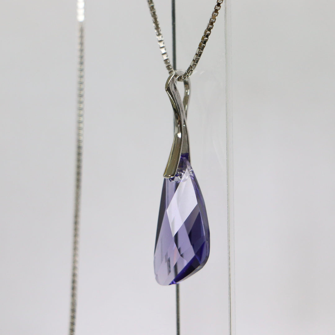 Pendentif, cristaux Swarovski, argent doré, bleu tanzanite, WING