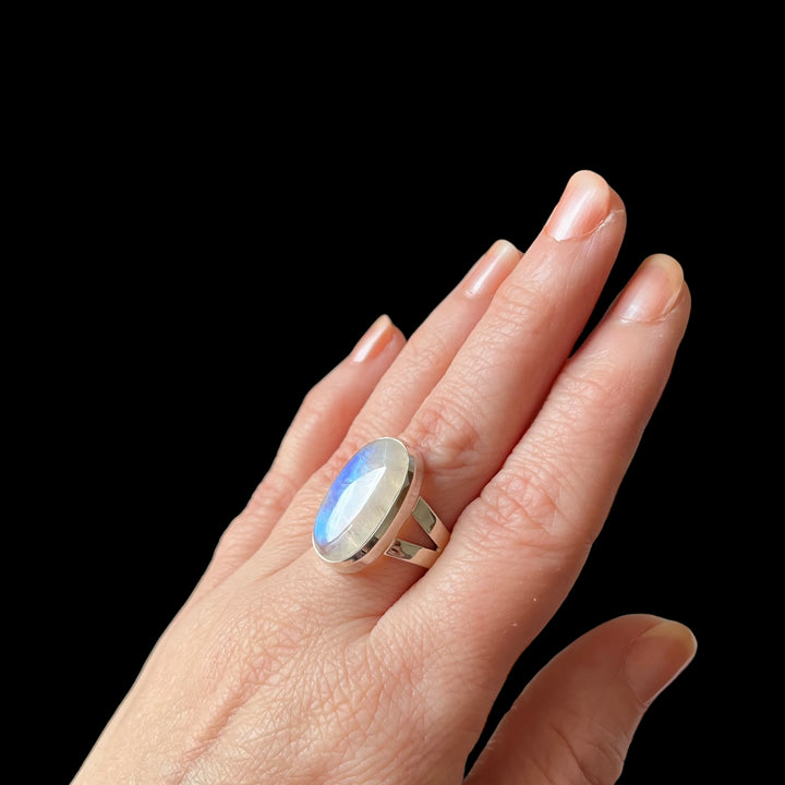 Ring with peristerite (white labradorite) in silver - size 55 - BS018