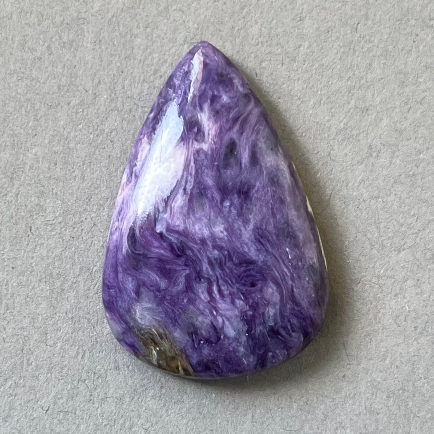 Charoite, Chr082, Cabochongröße, 32x21x5 mm