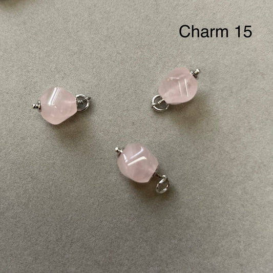 Charm (mini pendant) in rhodiated silver with natural stones - Rose quartz - 15