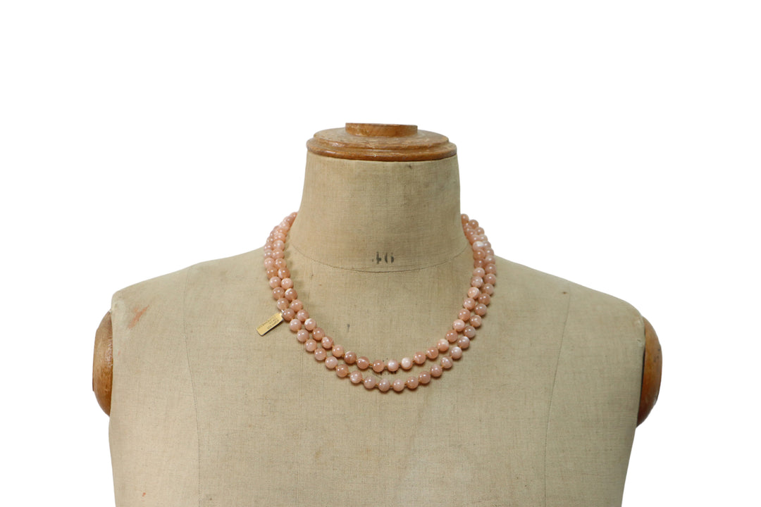 Long necklace with knots in natural stones (pink moonstone, Mala) 104 cm