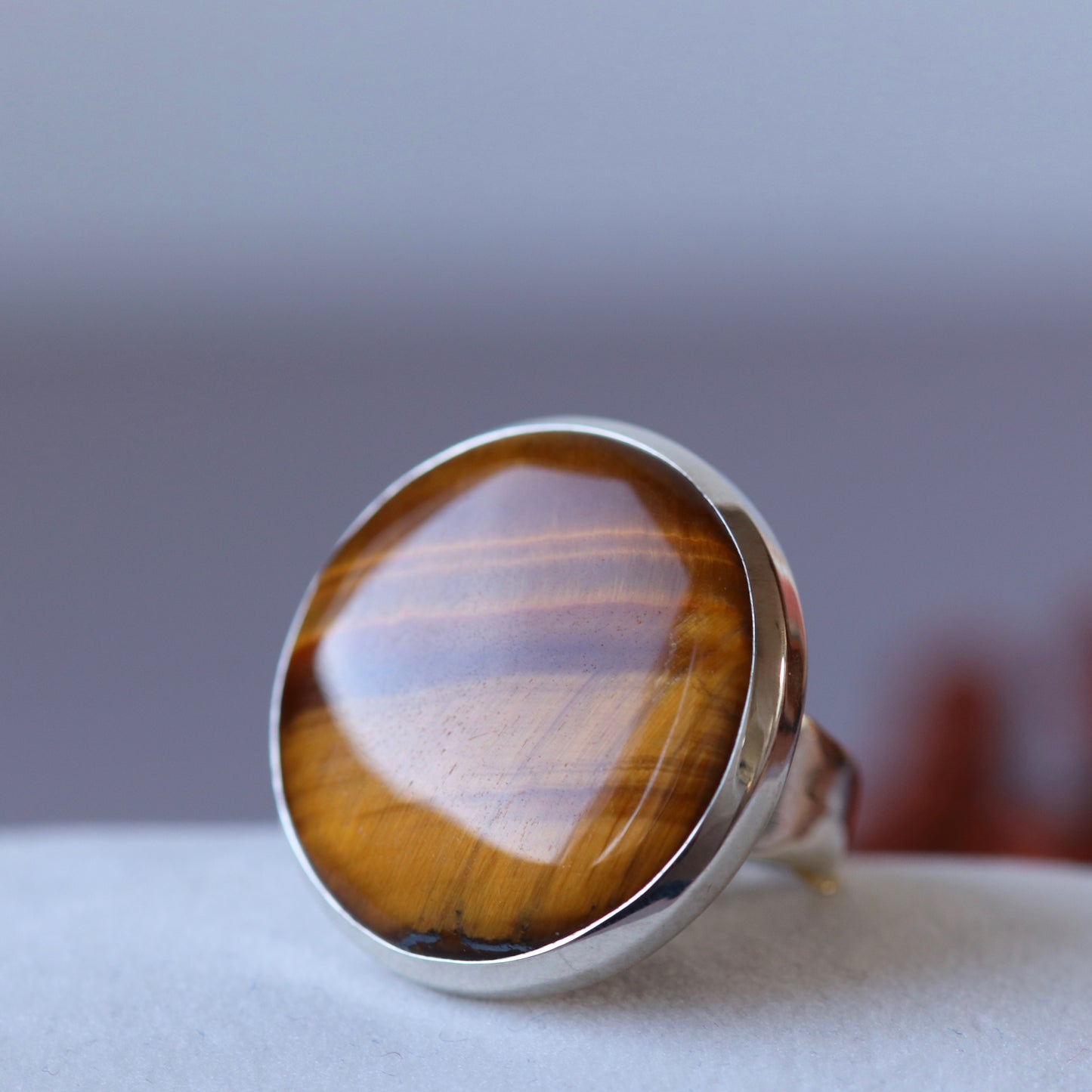 Silver ring with tiger's eye BS013