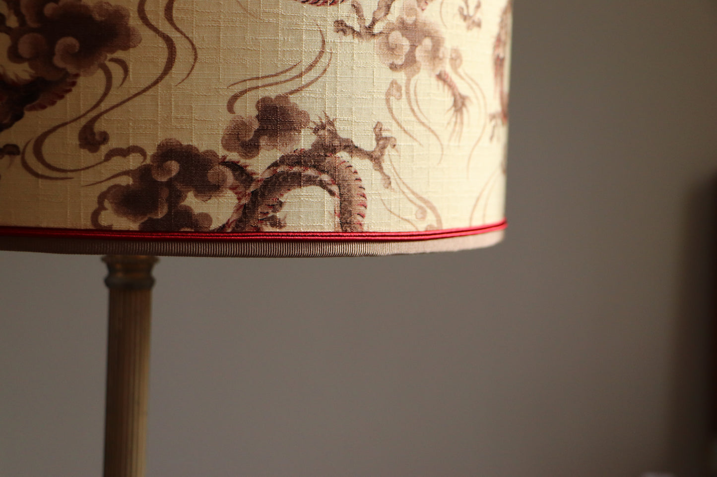 DRAGONS lampshade laminated in Japanese fabric, ref D3