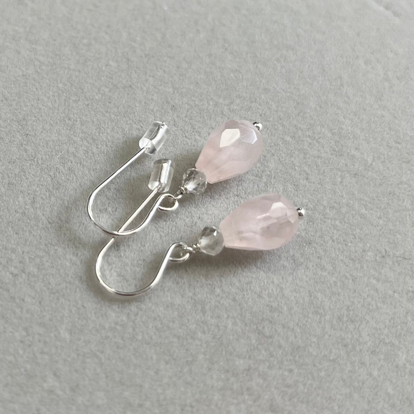 Boucles d’oreilles avec quartz rose