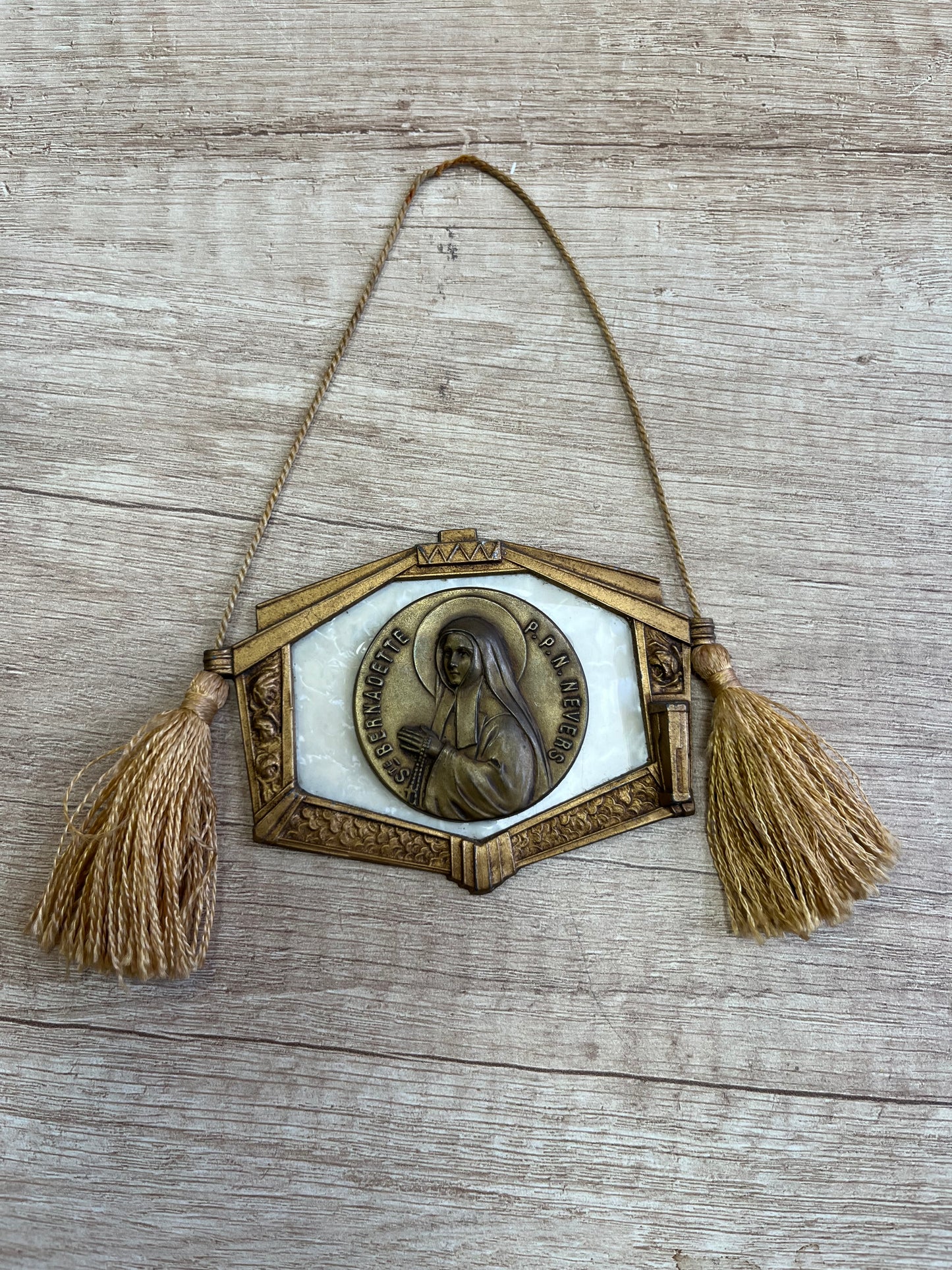 Art -Deco -Medaille von Sainte Bernadette P P n Nevers