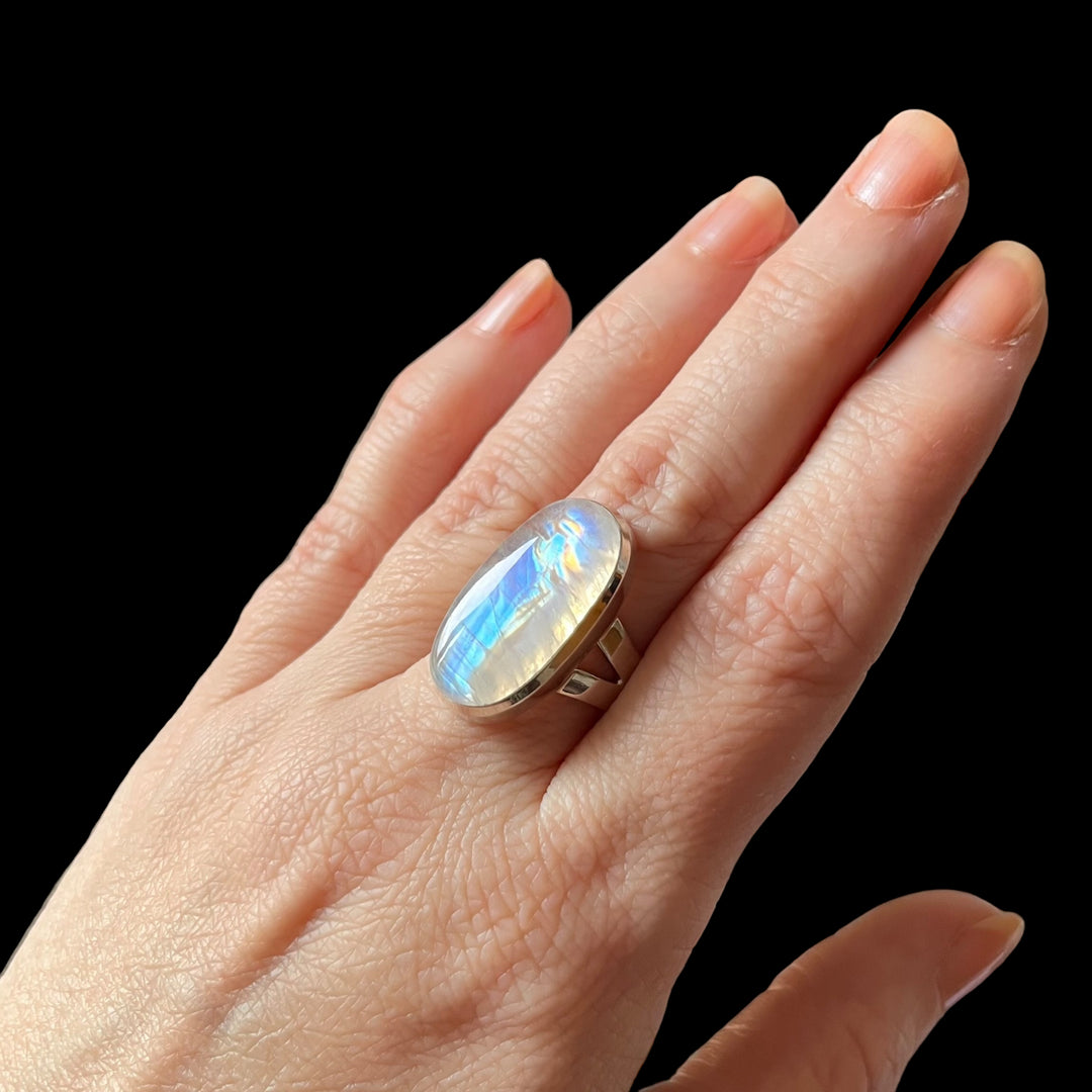 Ring with peristerite (white labradorite) in silver - size 55 - BS019