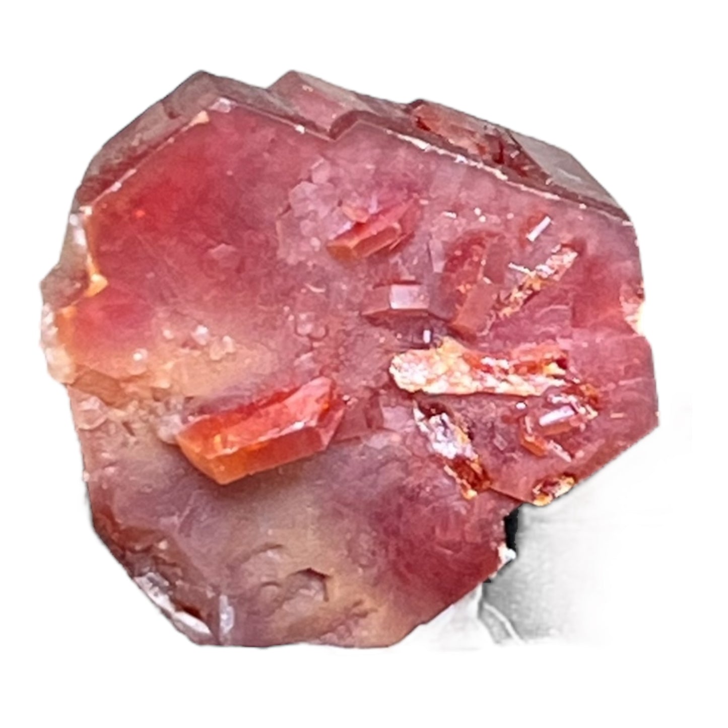 Двойной драгоценный камень ванадинит из Марокко.
