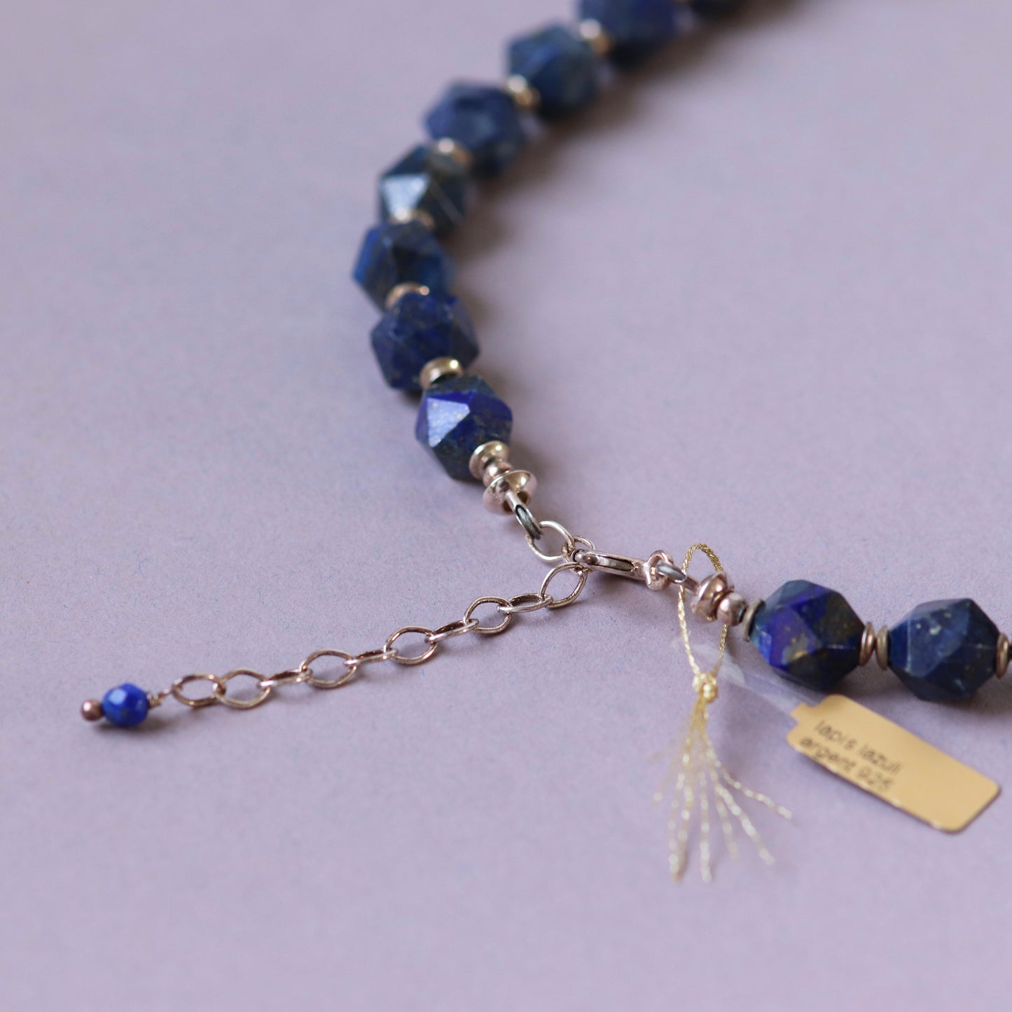 Collier sur fil câblé en pierres naturelles, lapis lazuli, argent, 40+5 cm