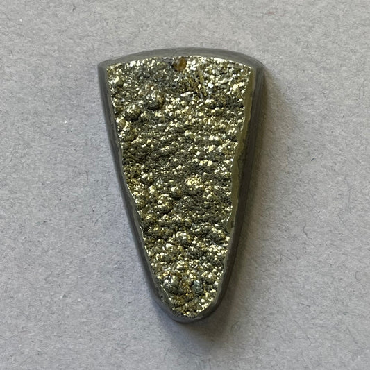 Ammonite pyritisée, AM_P155, taille cabochon, 34x20x8 mm